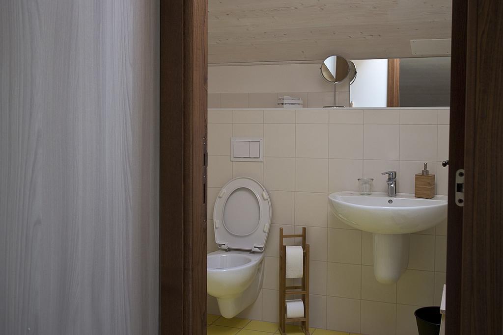 Rifugio Alpi Apuane Hotel Careggine ภายนอก รูปภาพ